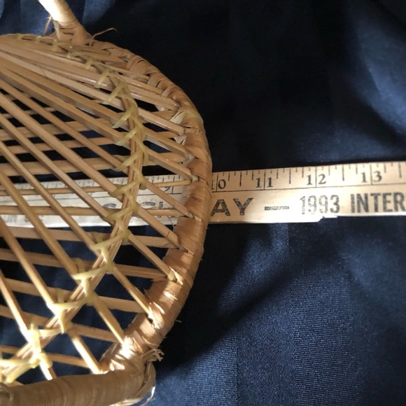 Vtg Child’s Size Peacock Chair - Picture 8 of 11